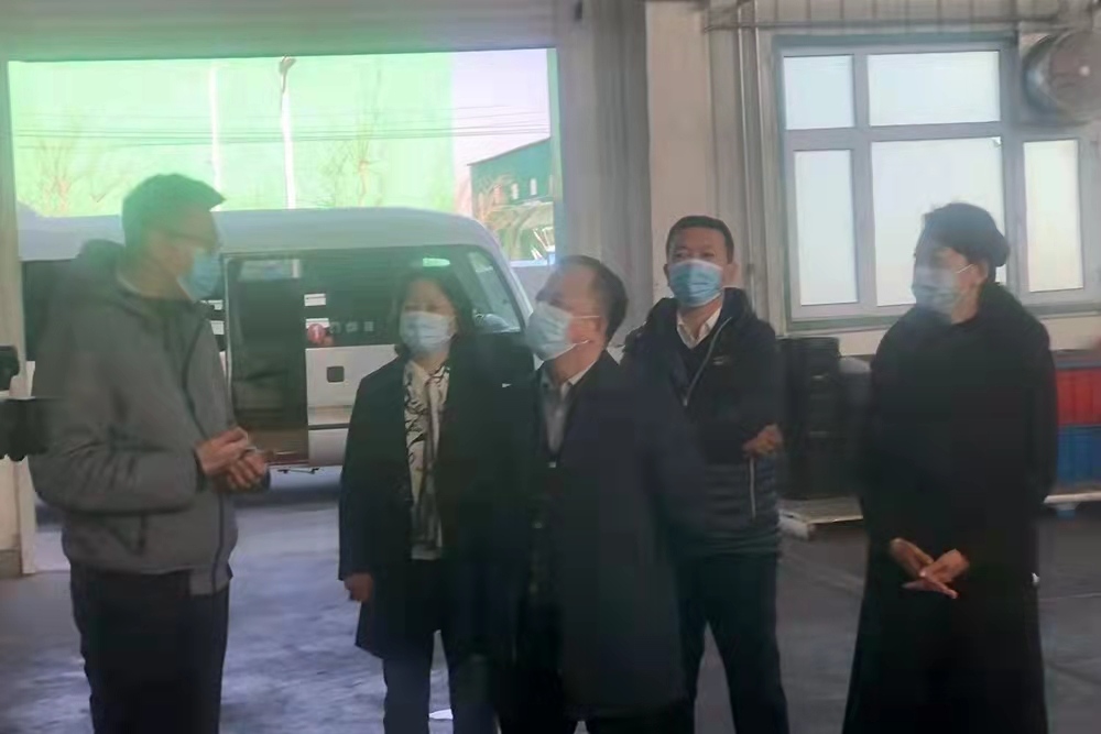 市委常委常務副市長關集雙深入企業考察工作(圖1)
